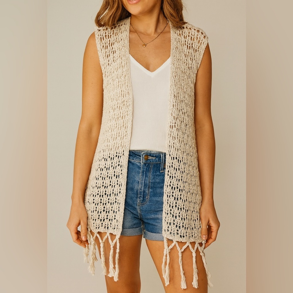 Mossimo Supply Co. Beige Knit Vest